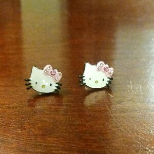 Hello Kitty White Face Stud Earrings with Pink Bow Rhinestones